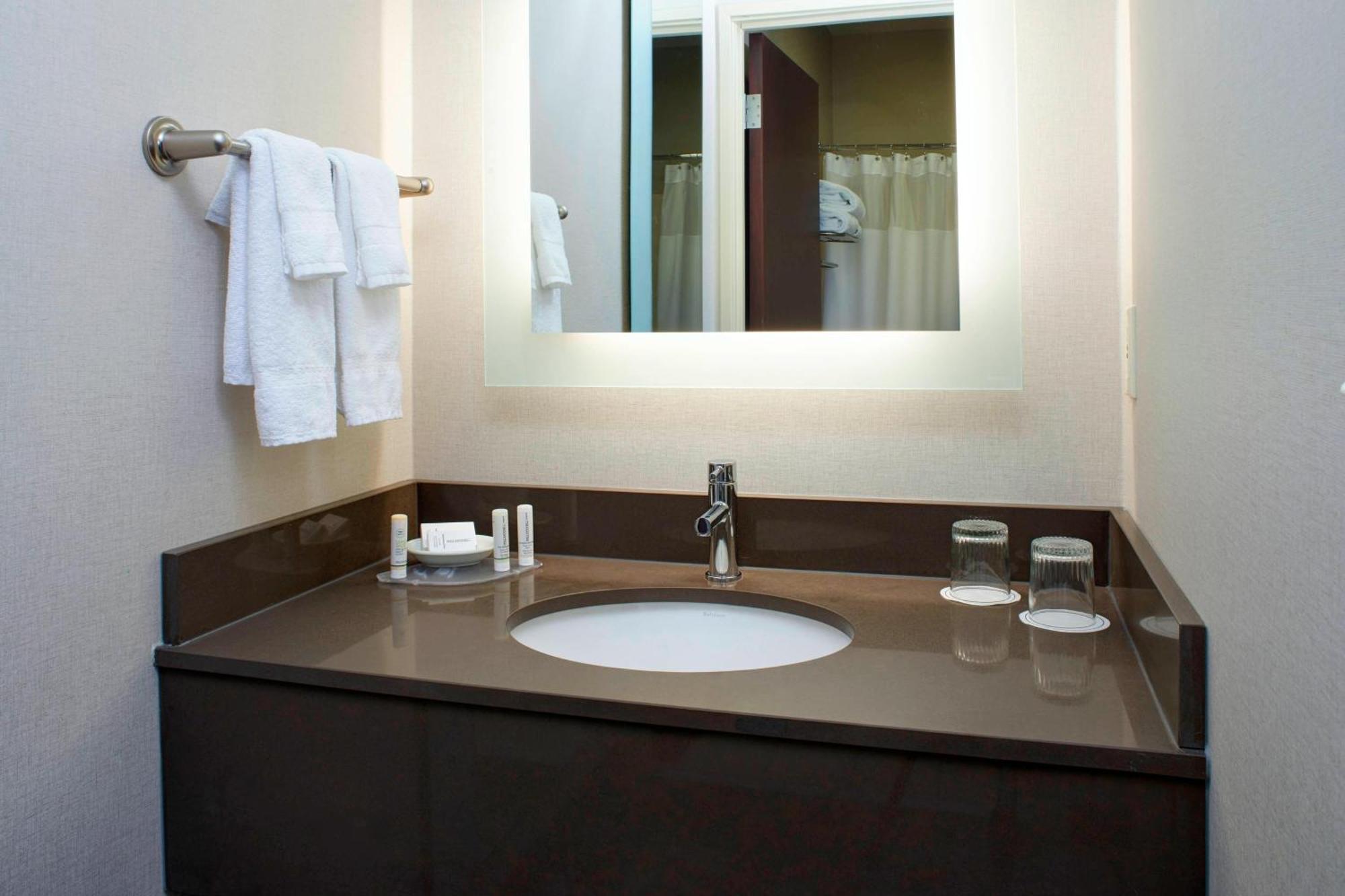 Springhill Suites By Marriott Frankenmuth Exterior foto